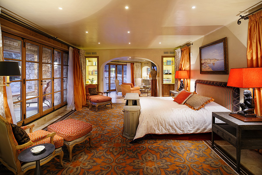 MANOIR_master bedroom