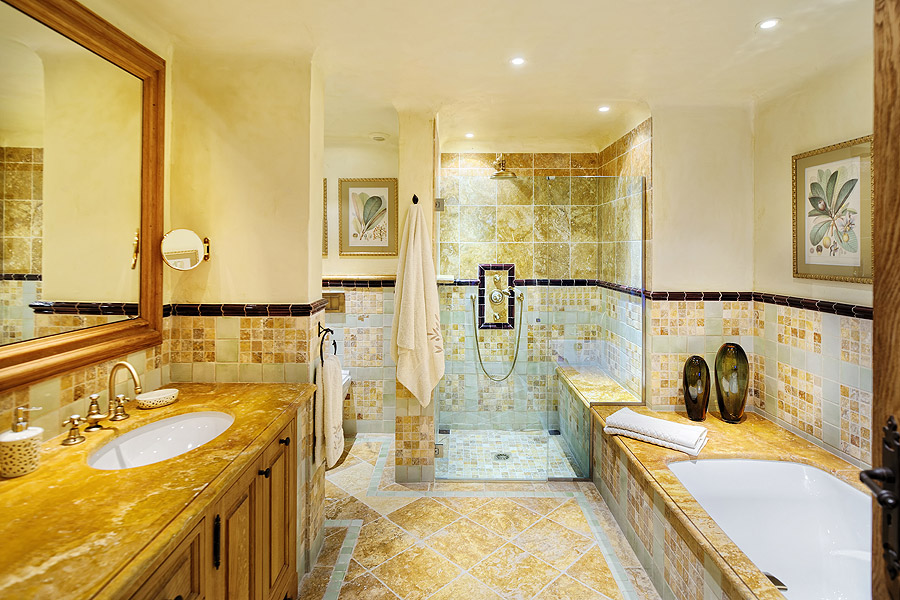 MANOIR_suite_green_bath